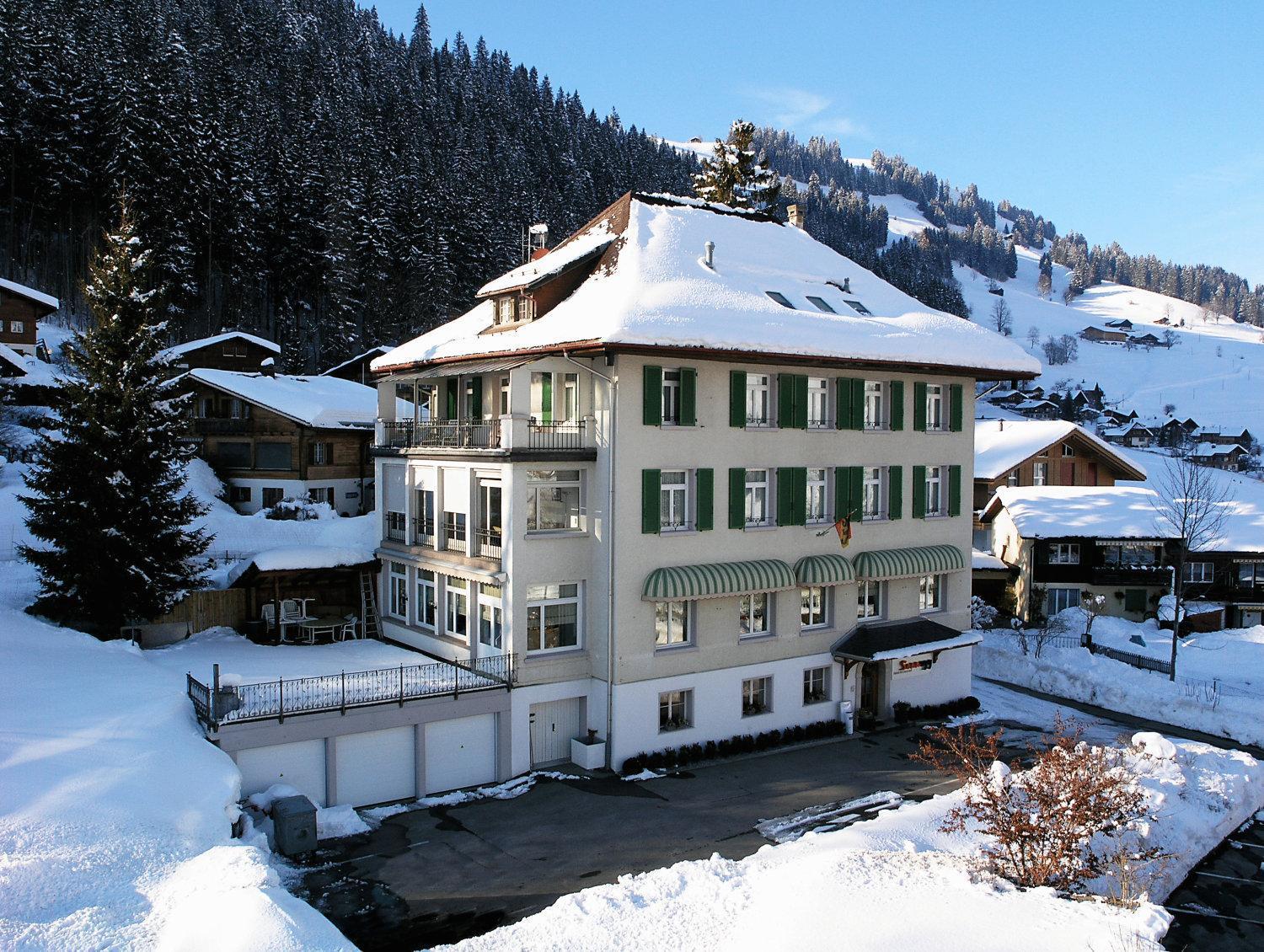 Sonnegg Hotel Zweisimmen Esterno foto