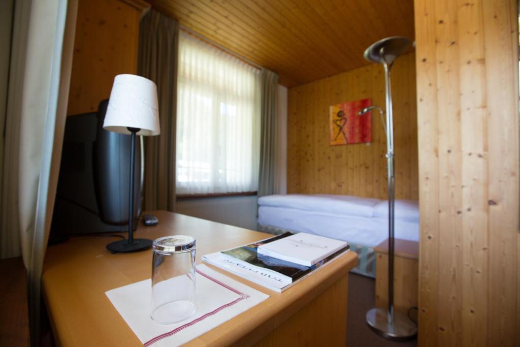 Sonnegg Hotel Zweisimmen Camera foto