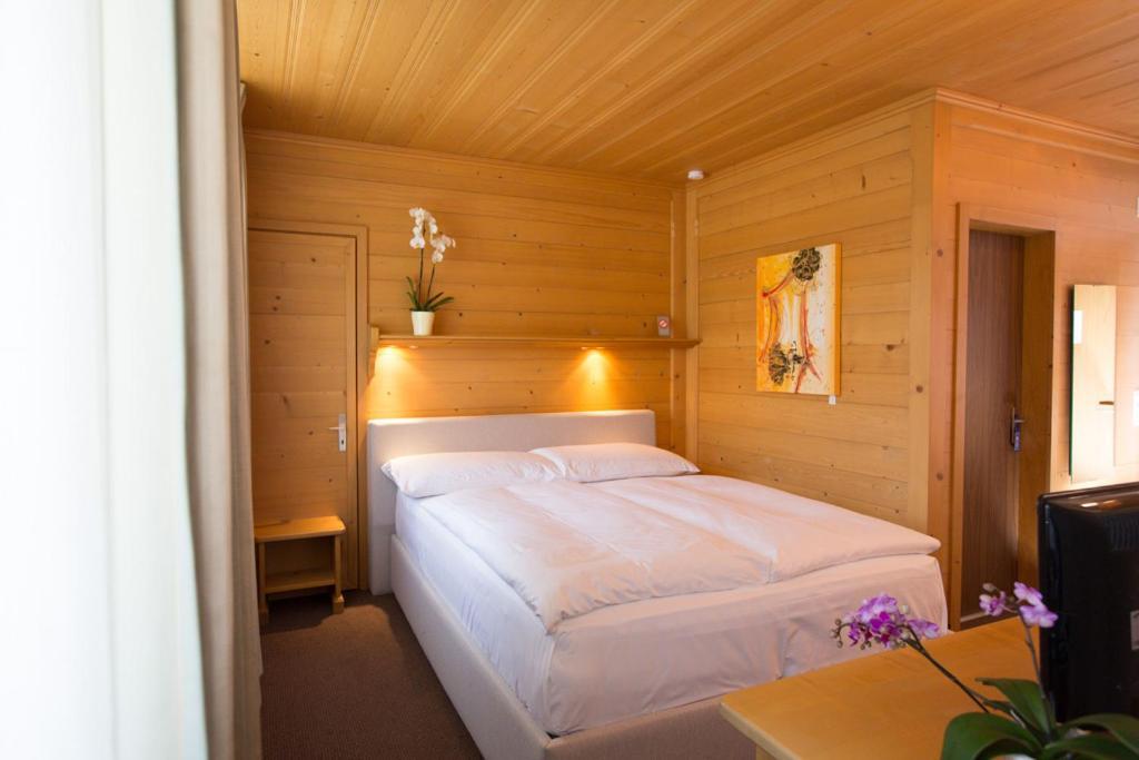 Sonnegg Hotel Zweisimmen Camera foto